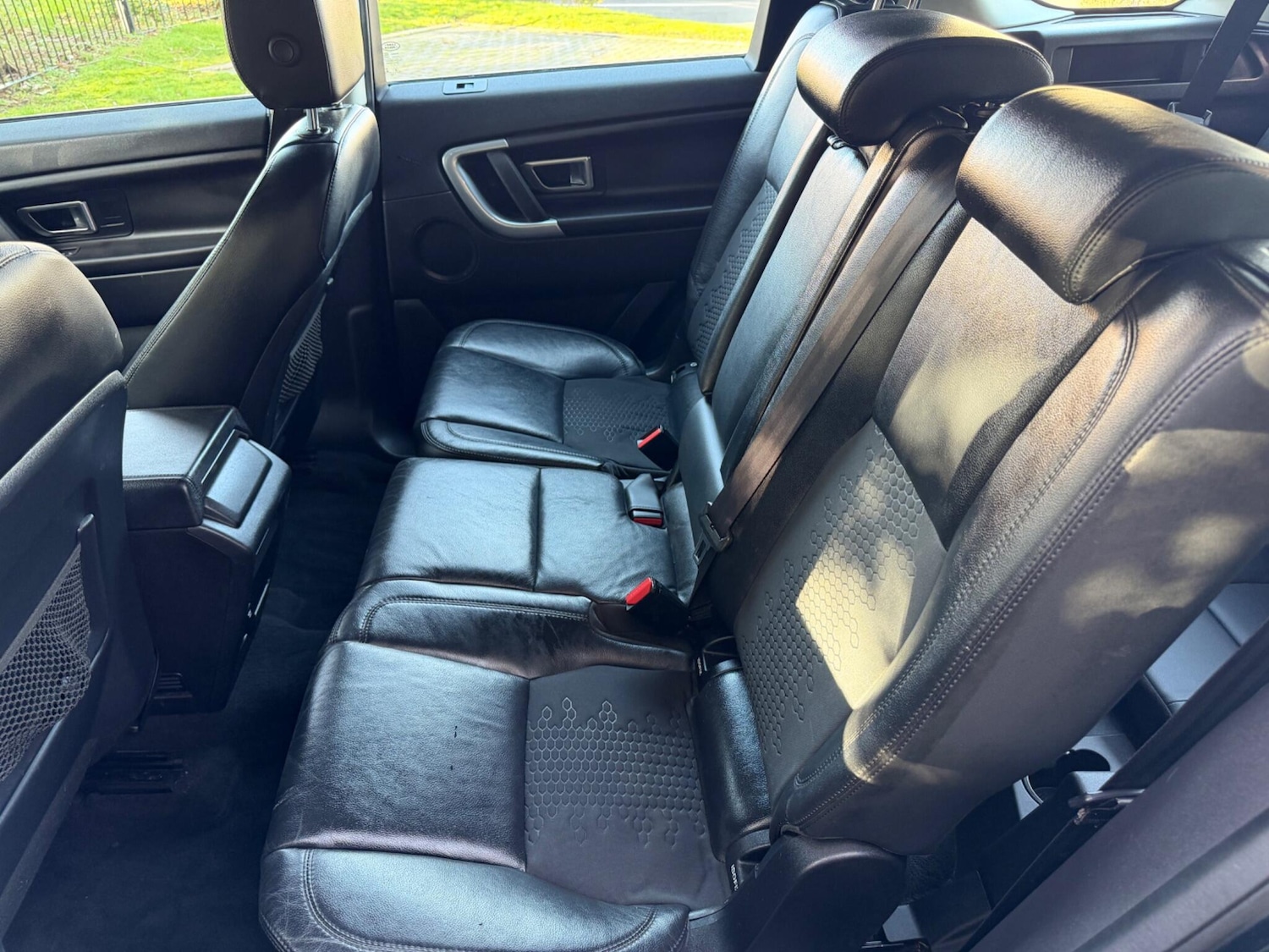 Used Land Rover Discovery Sport 2015 for sale - 77537124: Photo 29