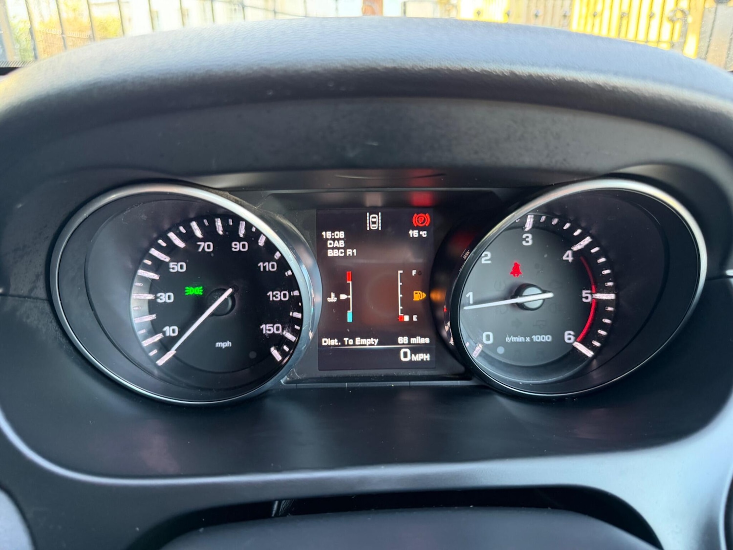 Used Land Rover Discovery Sport 2015 for sale - 77537124: Photo 39