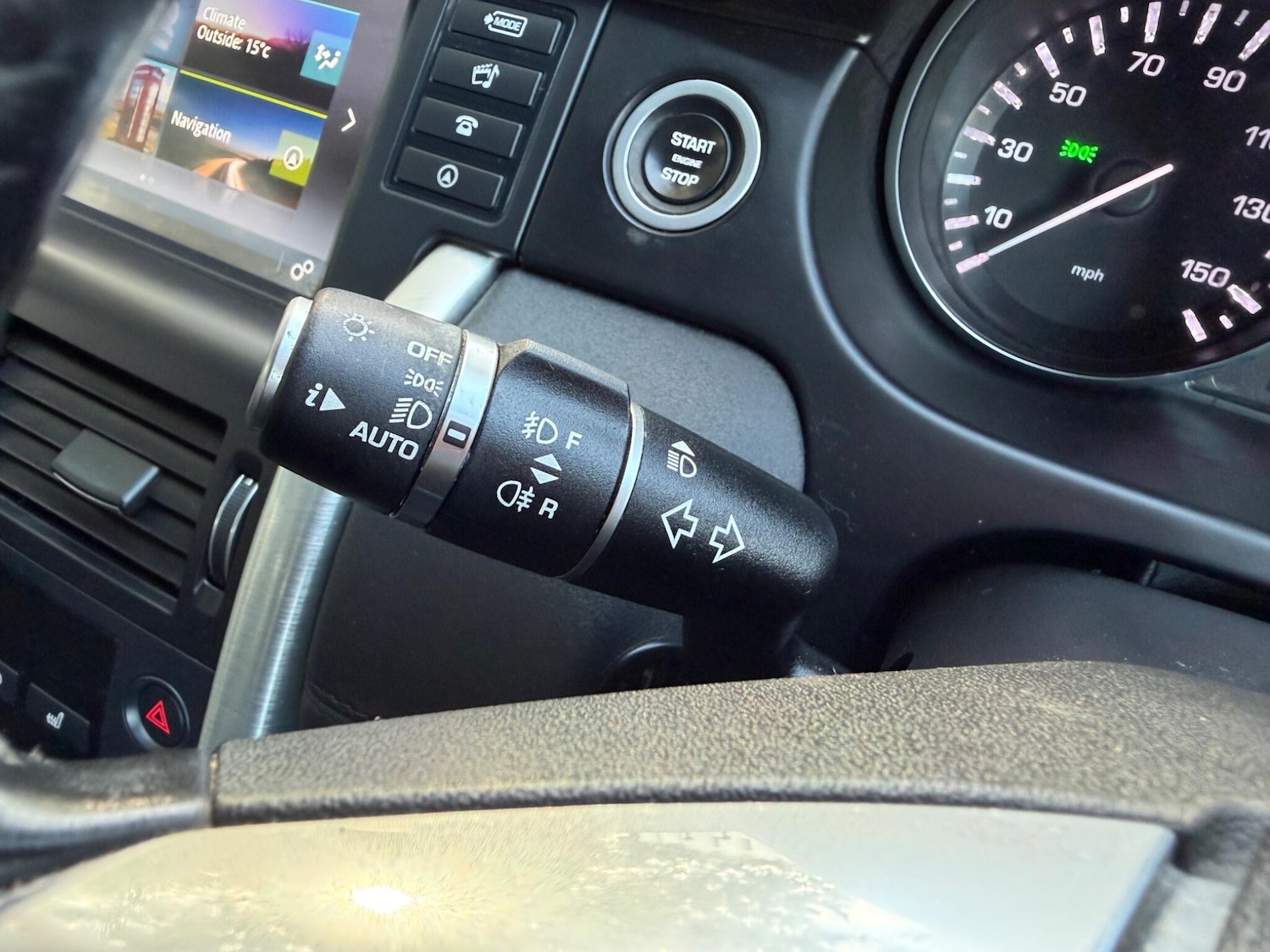 Used Land Rover Discovery Sport 2015 for sale - 77537124: Photo 46