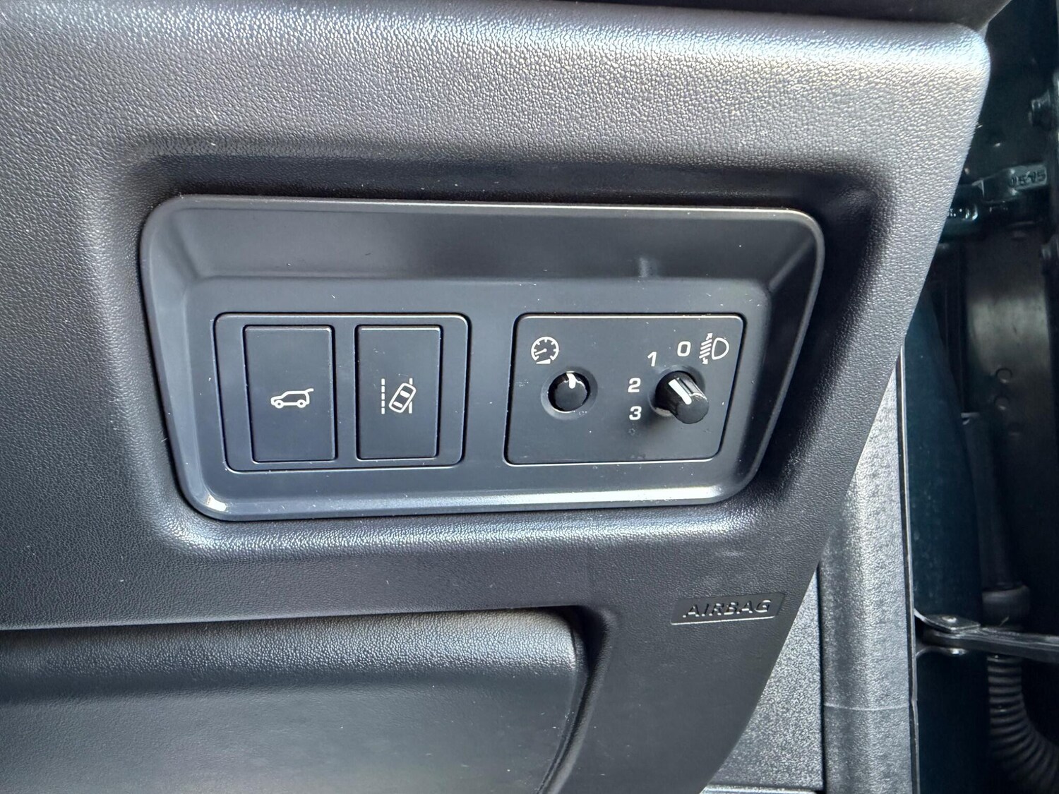 Used Land Rover Discovery Sport 2015 for sale - 77537124: Photo 47