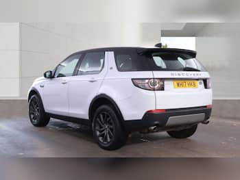 Used Land Rover Discovery Sport 2017 for sale - 79575807: Photo