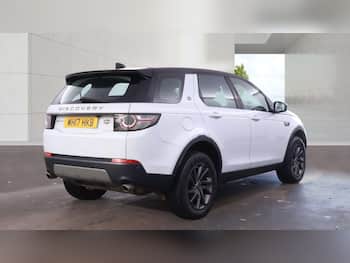 Used Land Rover Discovery Sport 2017 for sale - 79575807: Photo