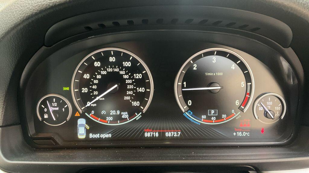 Used BMW 5 Series 2014 for sale - 77238323: Photo 9