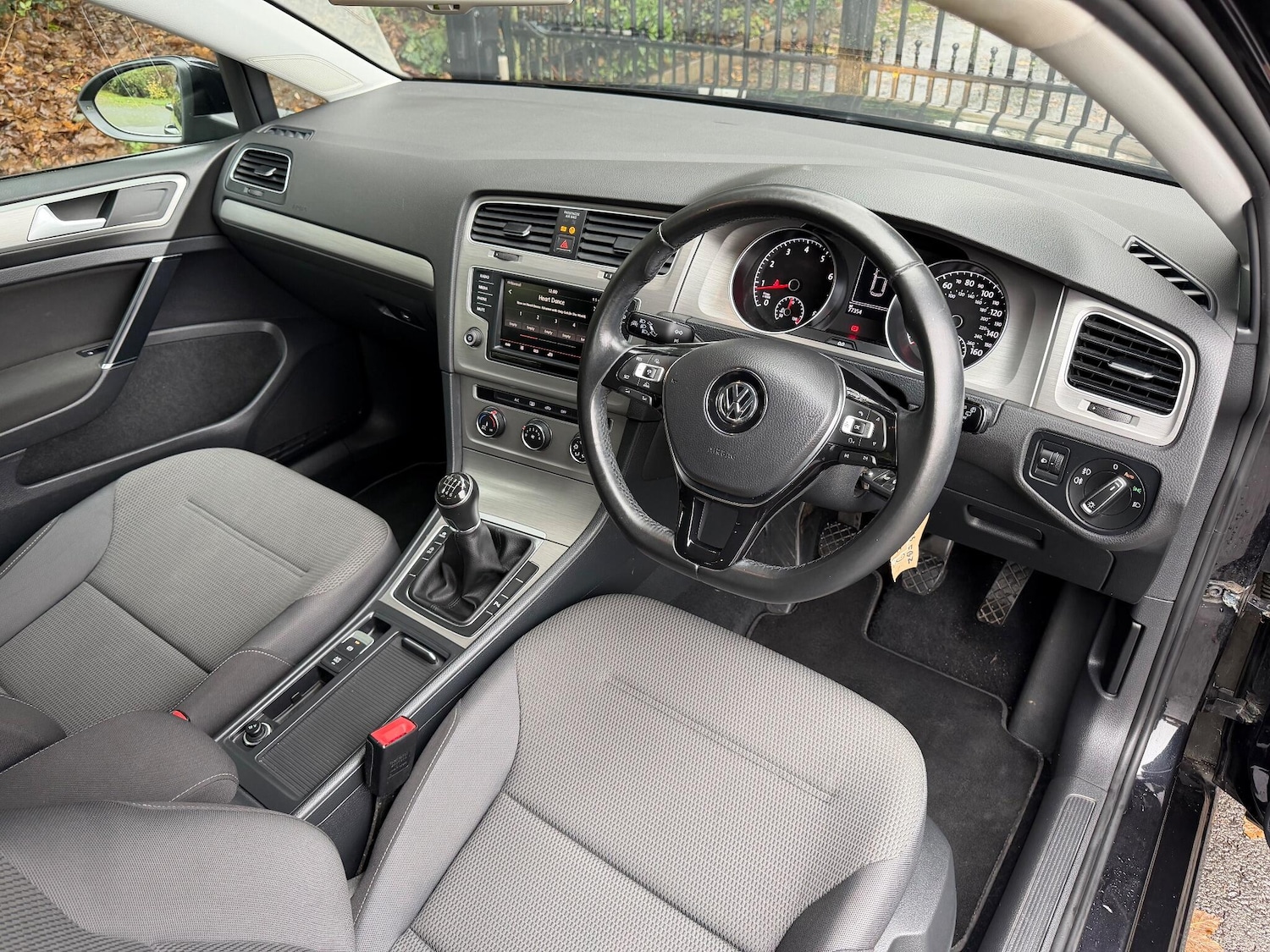 Used Volkswagen Golf 2015 for sale - 76992204: Photo 23