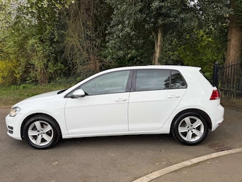 Used Volkswagen Golf 2016 for sale - 78699379: Photo