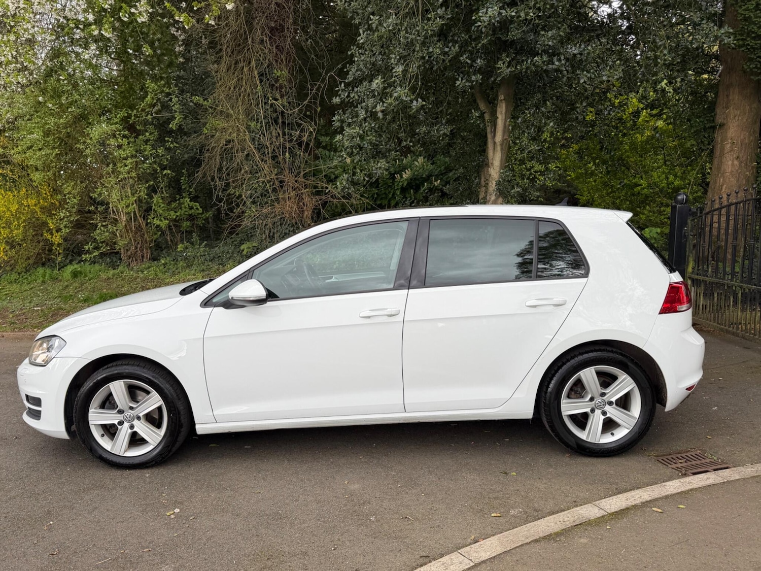 Used Volkswagen Golf 2016 for sale - 78220031: Photo 4