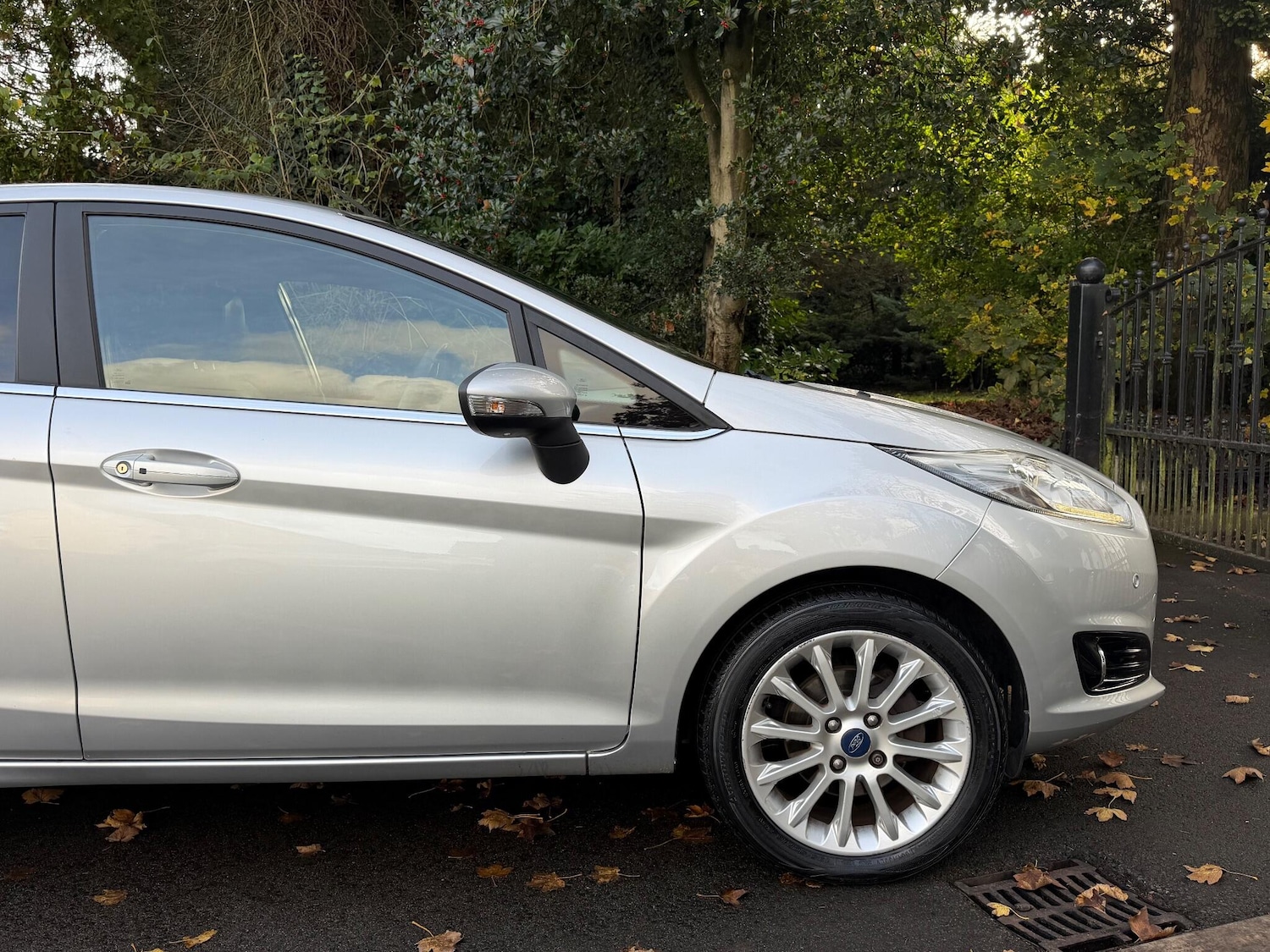 Used Ford Fiesta 2013 for sale - 76573361: Photo 14