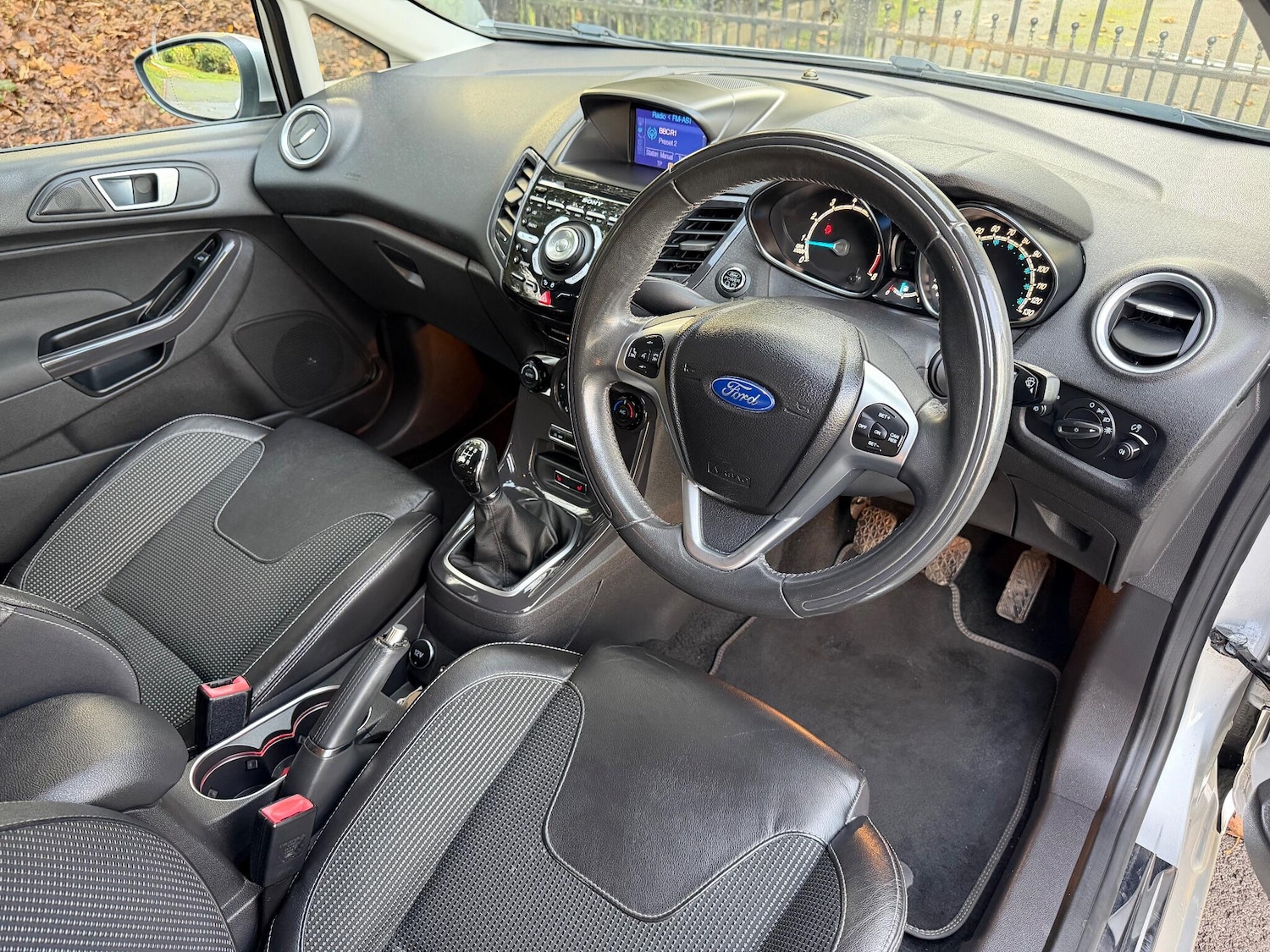 Used Ford Fiesta 2013 for sale - 76573361: Photo 17