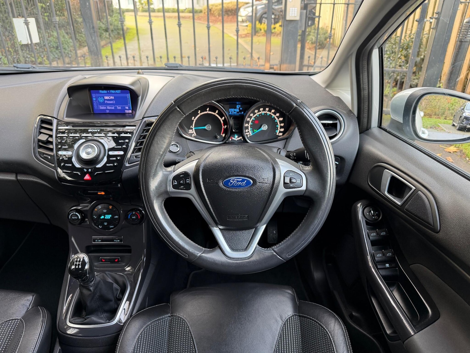 Used Ford Fiesta 2013 for sale - 76573361: Photo 29