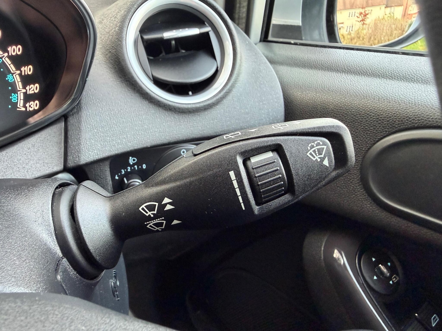 Used Ford Fiesta 2013 for sale - 76573361: Photo 42