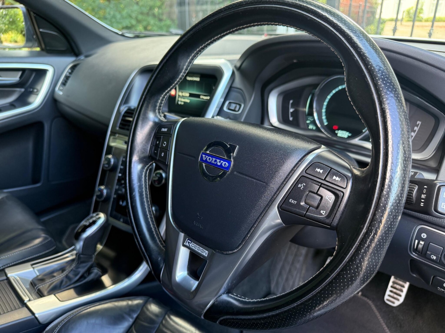 Used Volvo XC60 2014 for sale - 75687717: Photo 21