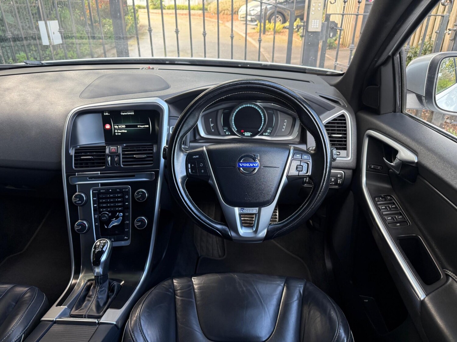 Used Volvo XC60 2014 for sale - 75687717: Photo 24