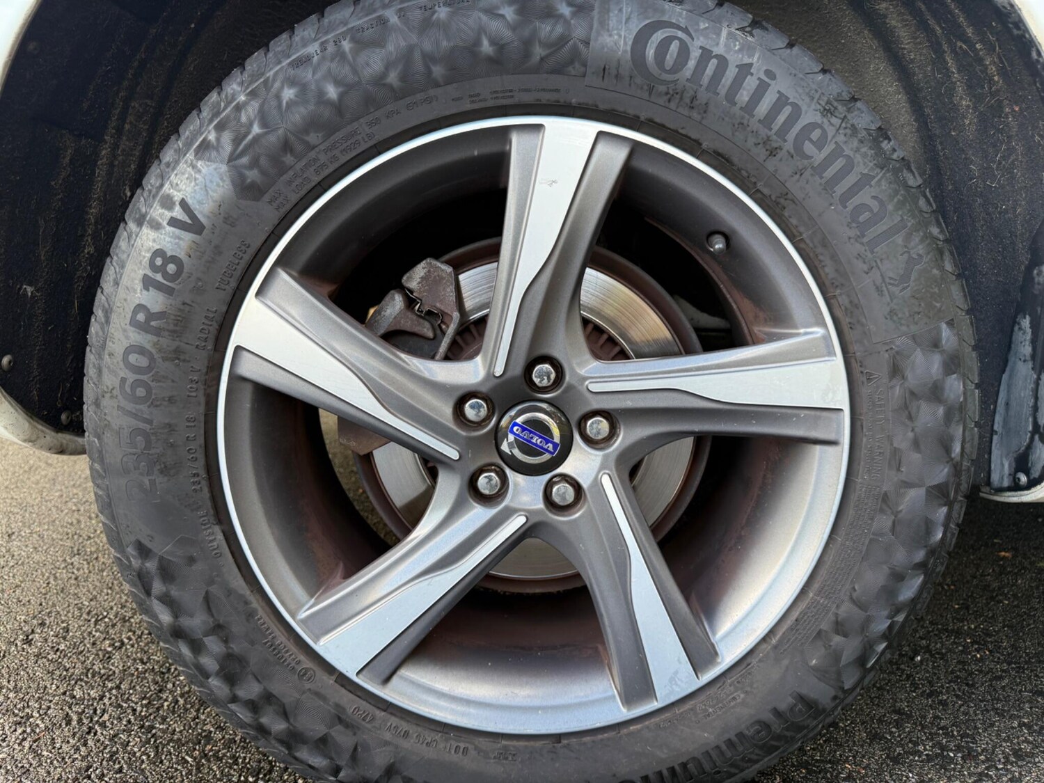 Used Volvo XC60 2014 for sale - 75687717: Photo 41