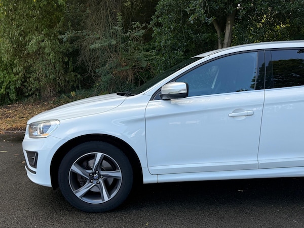 Used Volvo XC60 2014 for sale - 75687717: Photo 5