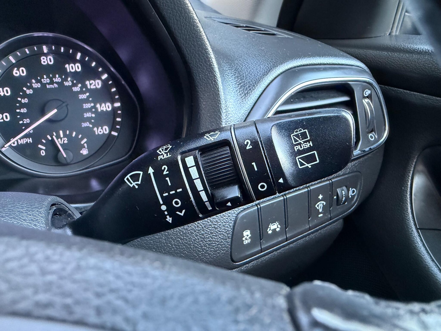 Used Hyundai i30 2017 for sale - 76735401: Photo 43