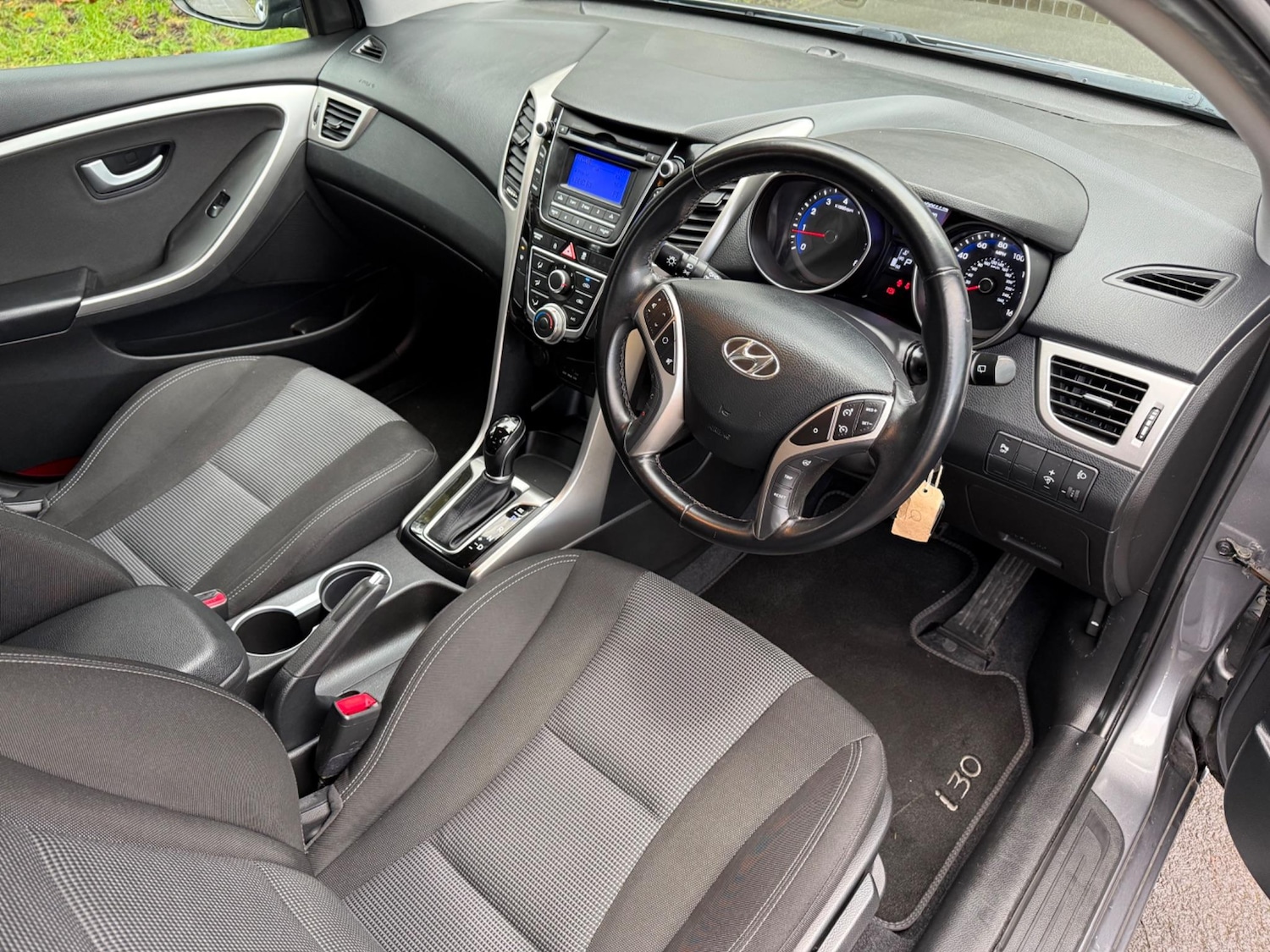 Used Hyundai i30 2015 for sale - 76991192: Photo 15