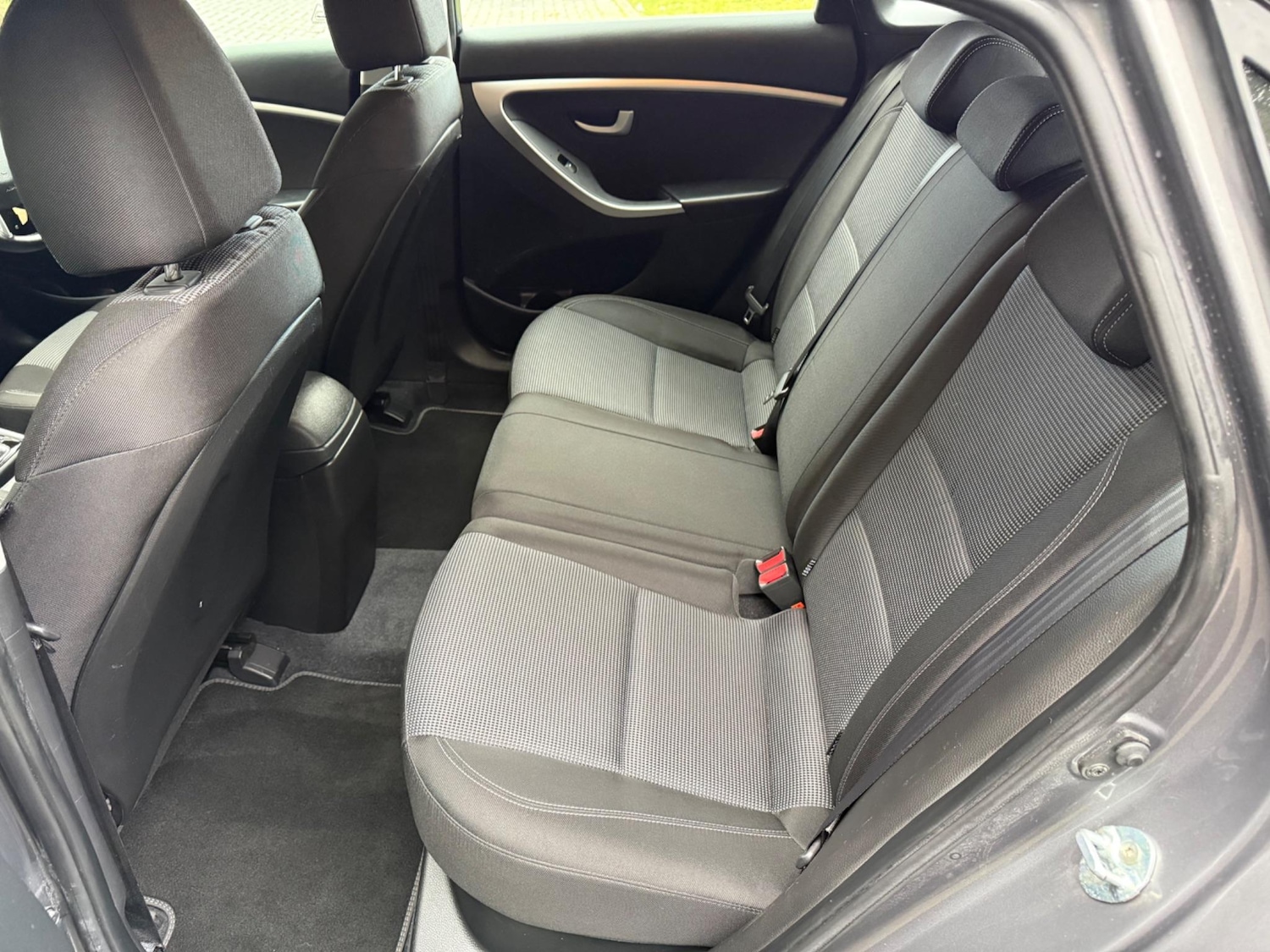 Used Hyundai i30 2015 for sale - 76991192: Photo 21