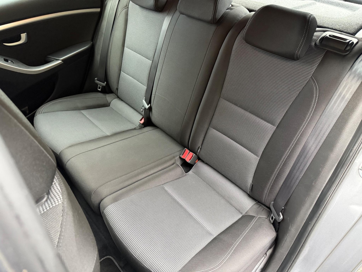 Used Hyundai i30 2015 for sale - 76991192: Photo 22