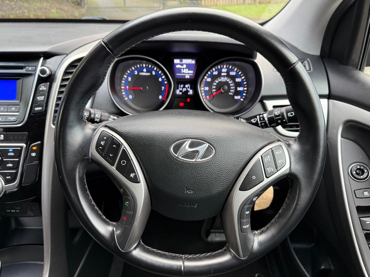 Used Hyundai i30 2015 for sale - 76991192: Photo 28