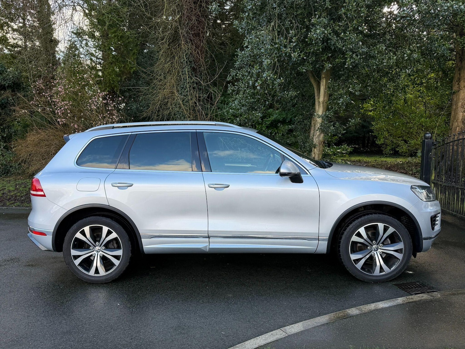 Used Volkswagen Touareg 2015 for sale - 77351609: Photo 13