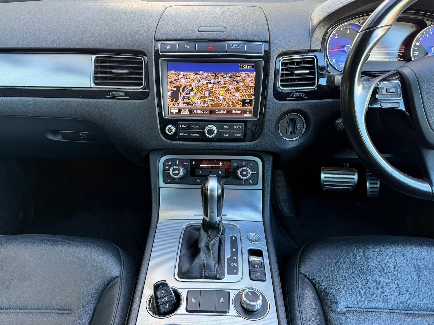 Used Volkswagen Touareg 2015 for sale - 77351609: Photo 33