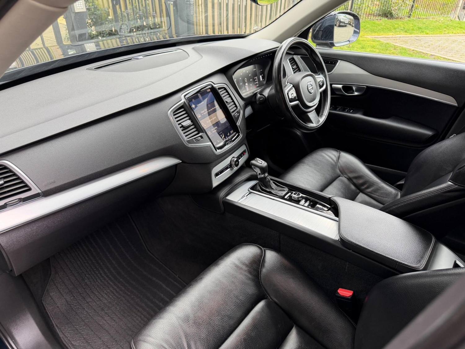 Used Volvo XC90 2017 for sale - 77412268: Photo 30