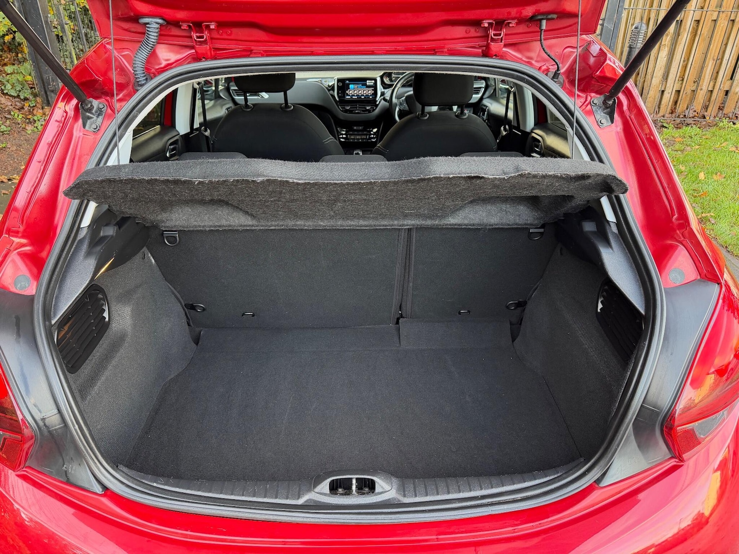 Used Peugeot 208 for sale - 76995437: Photo 19