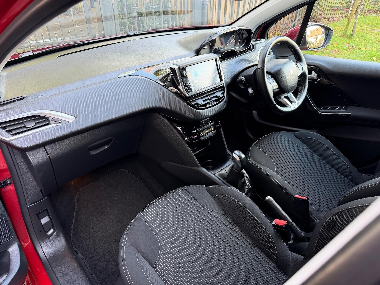 Used Peugeot 208 for sale - 76995437: Photo 22