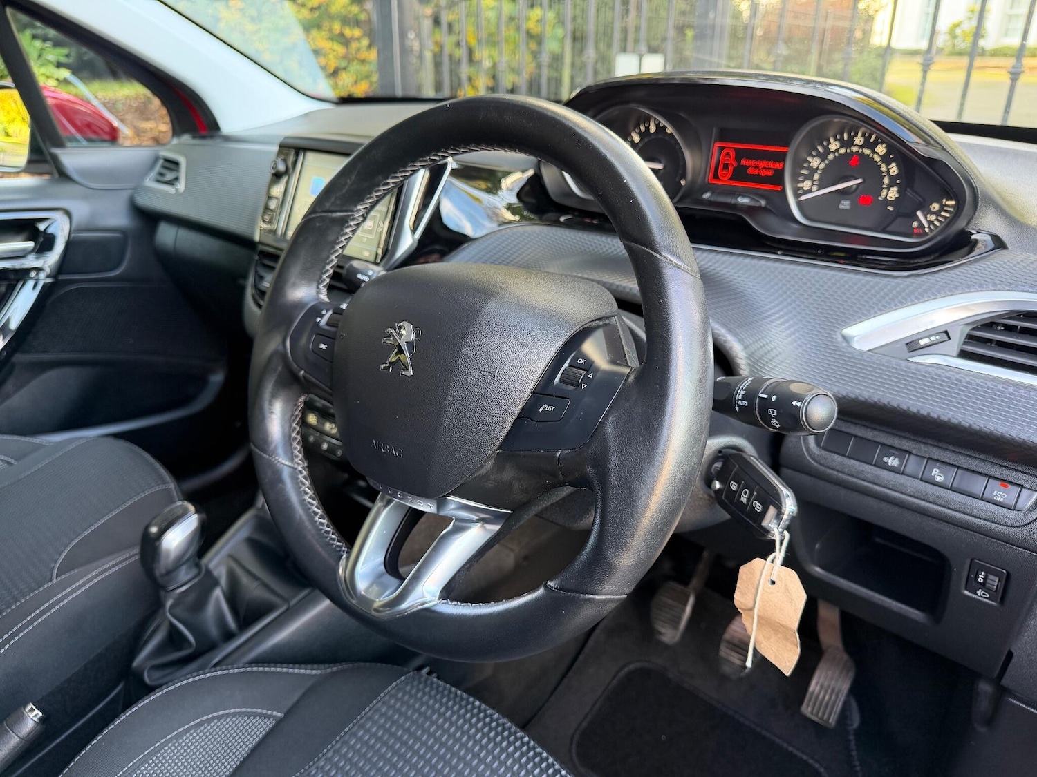 Used Peugeot 208 for sale - 76995437: Photo 26