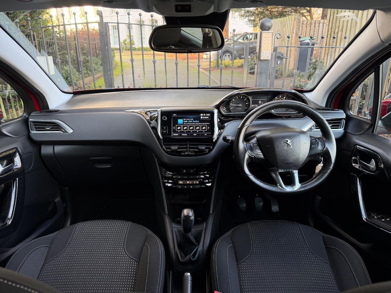 Used Peugeot 208 for sale - 76995437: Photo 30