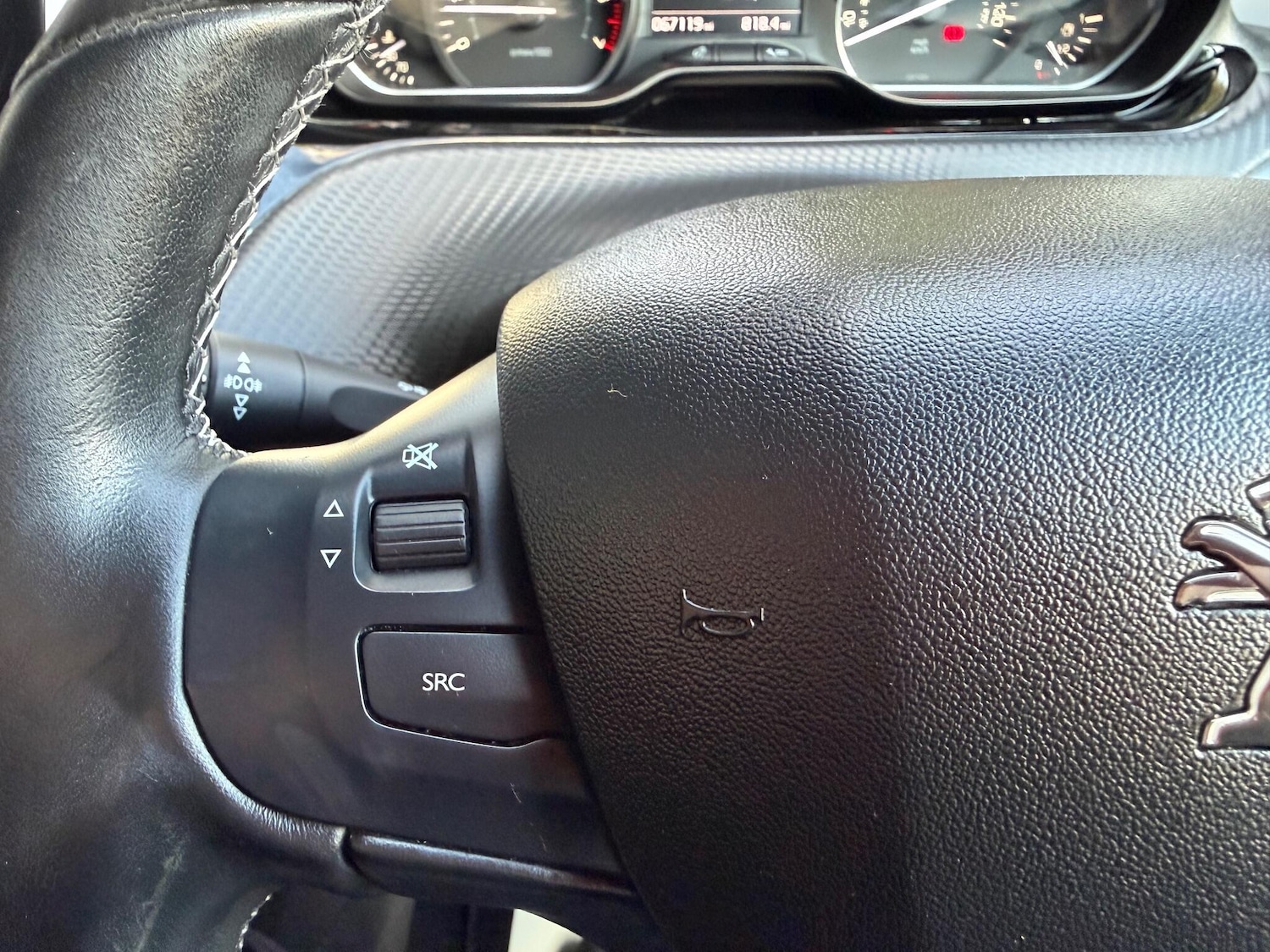 Used Peugeot 208 for sale - 76995437: Photo 35