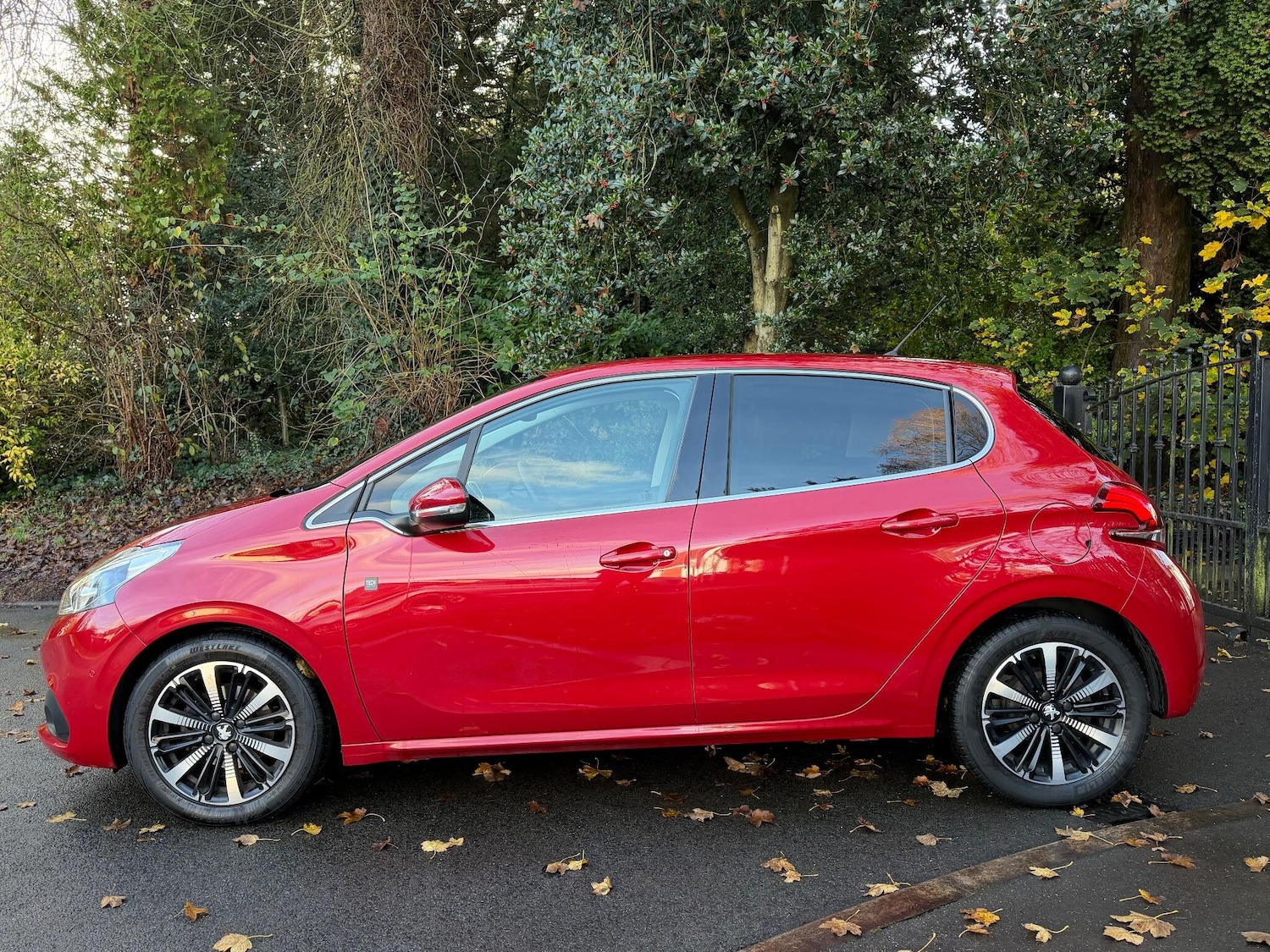 Used Peugeot 208 for sale - 76995437: Photo 6