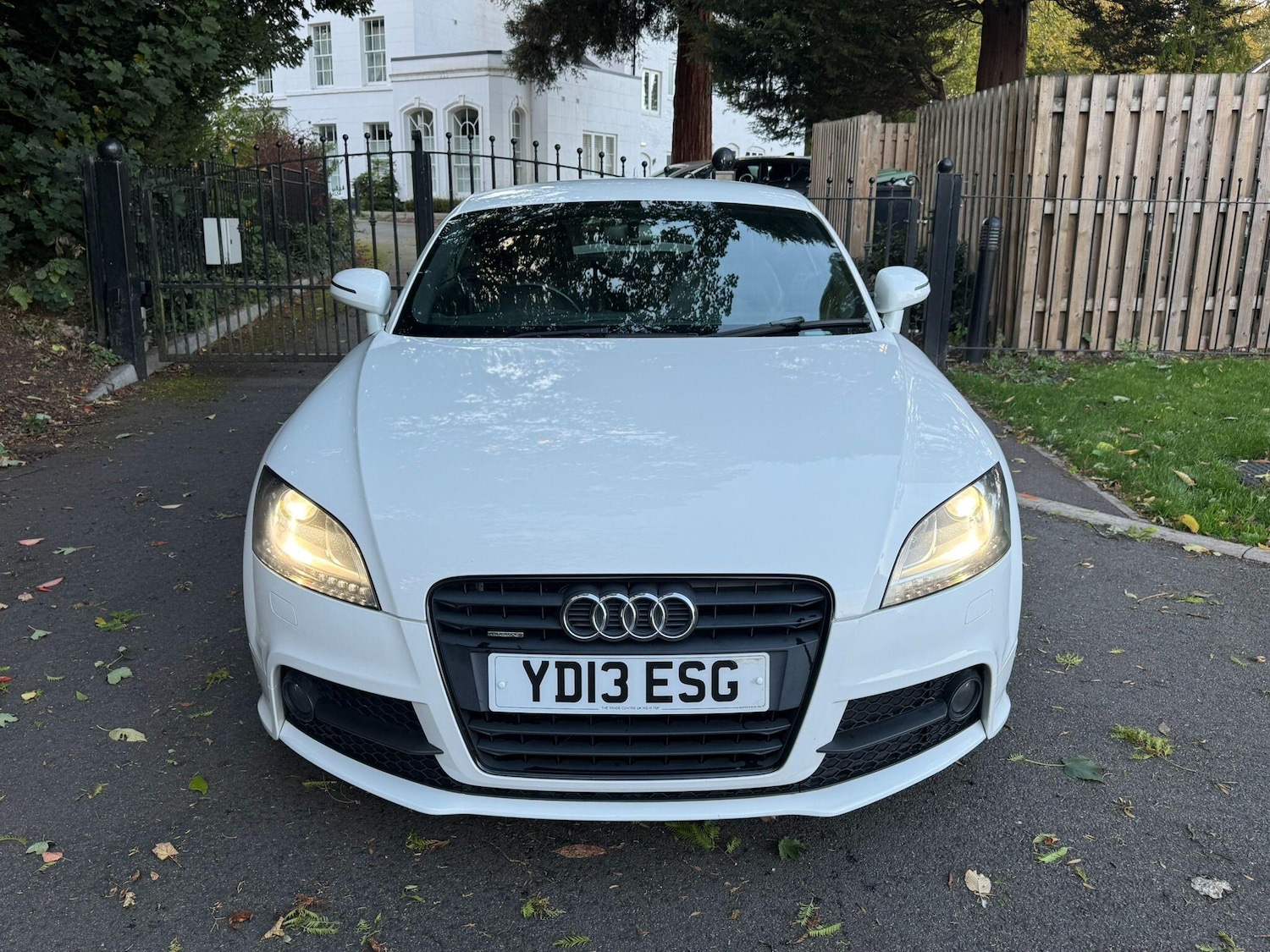 Used Audi TT 2013 for sale - 76991177: Photo 2