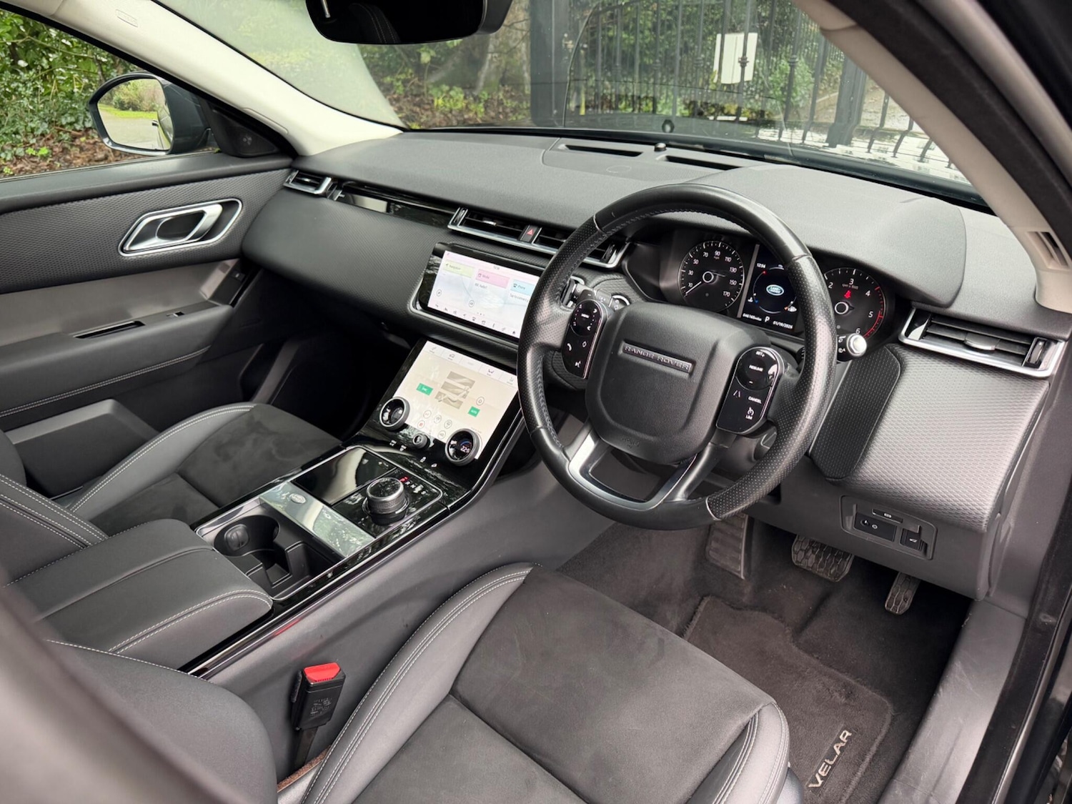 Used Land Rover Range Rover Velar 2018 for sale - 77163124: Photo 21