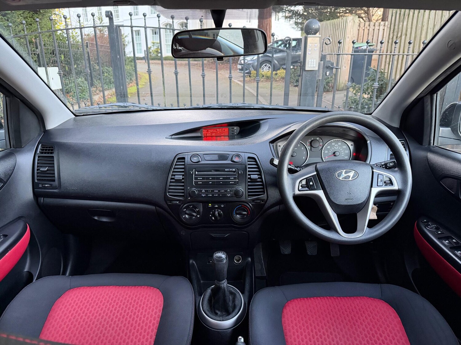 Used Hyundai i20 2009 for sale - 76499752: Photo 34