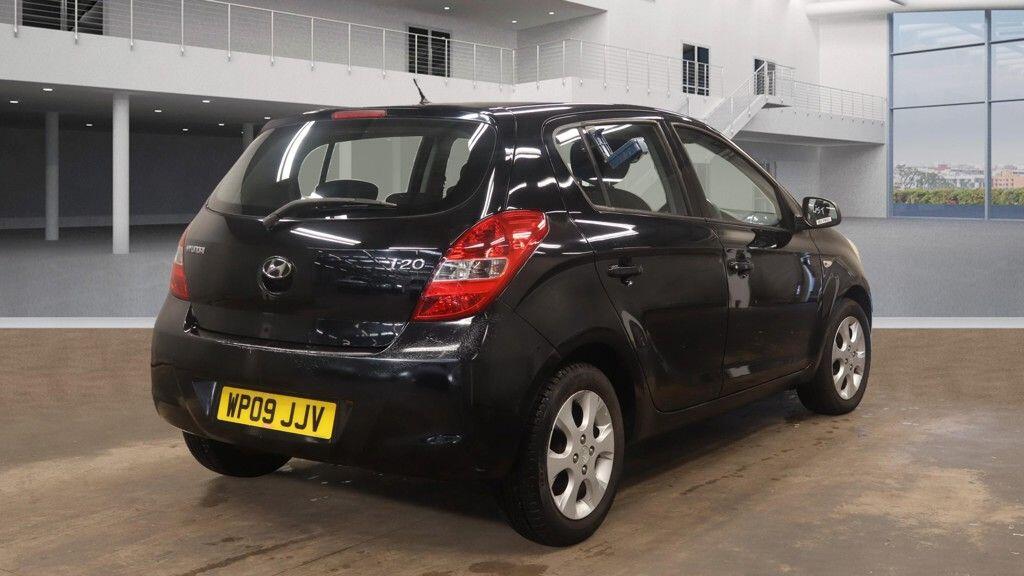 Used Hyundai i20 2009 for sale - 76499752: Photo 4