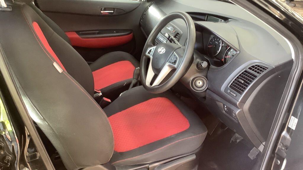 Used Hyundai i20 2009 for sale - 76499752: Photo 8