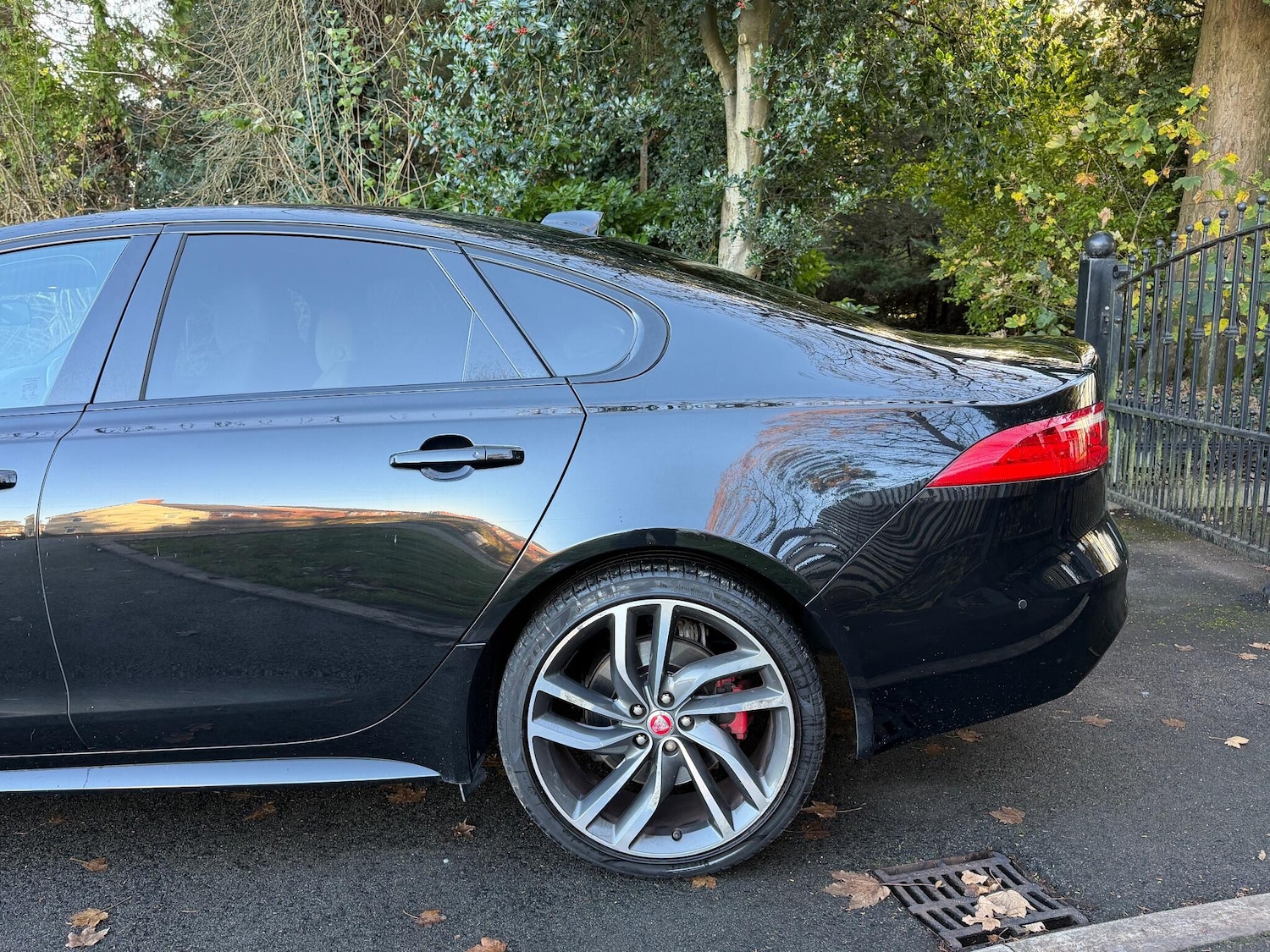 Used Jaguar XF 2016 for sale - 76671566: Photo 4