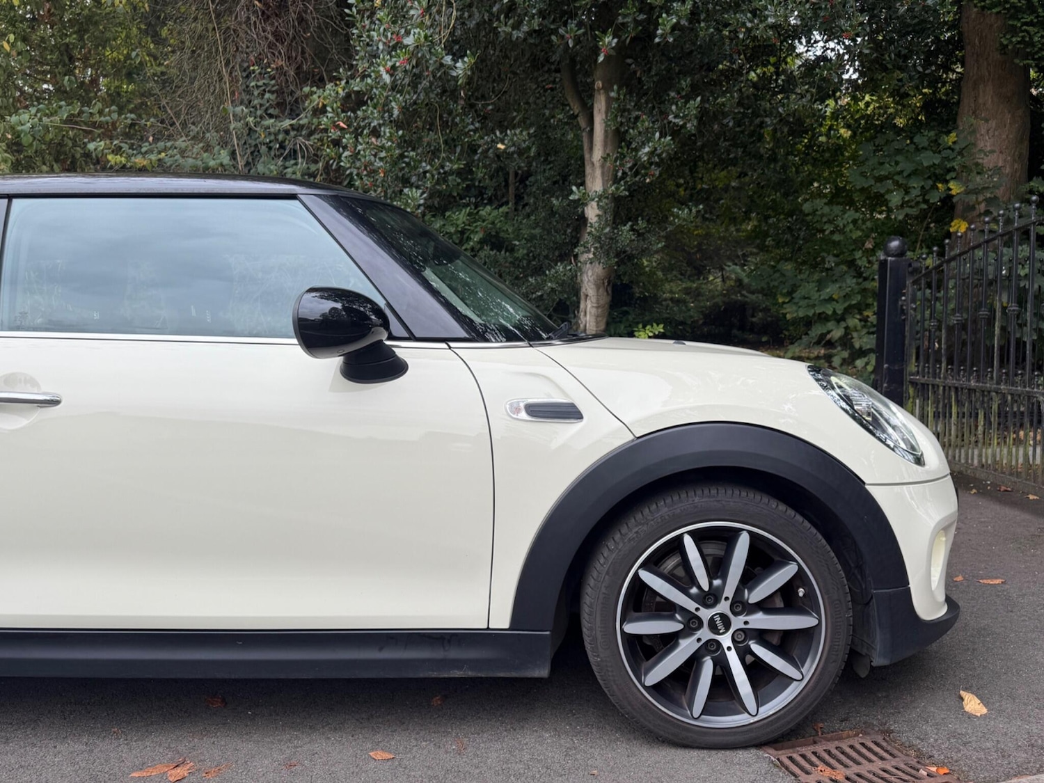 Used MINI Hatch 2018 for sale - 76989677: Photo 16