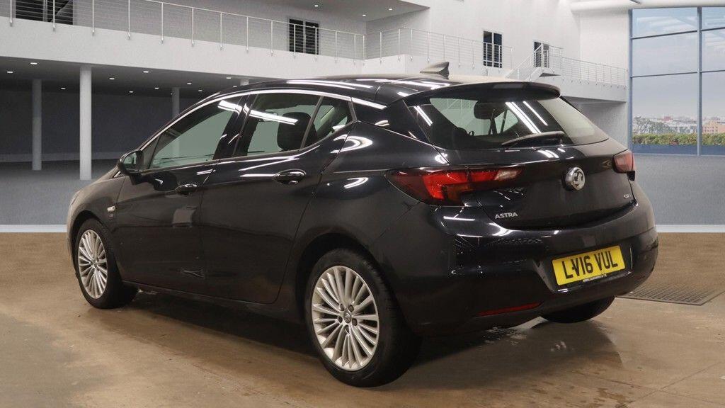 Used Vauxhall Astra for sale - 77537129: Photo 3