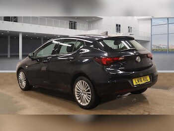 Used Vauxhall Astra 2016 for sale - 77537129: Photo