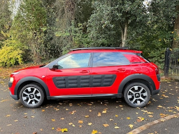 Used Citroen C4 Cactus 2015 for sale - 76440457: Photo