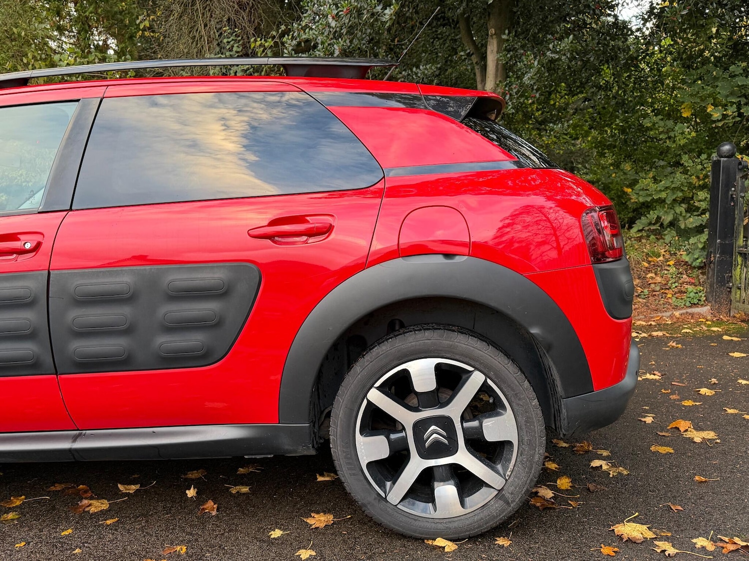 Used Citroen C4 Cactus 2015 for sale - 76440457: Photo 8