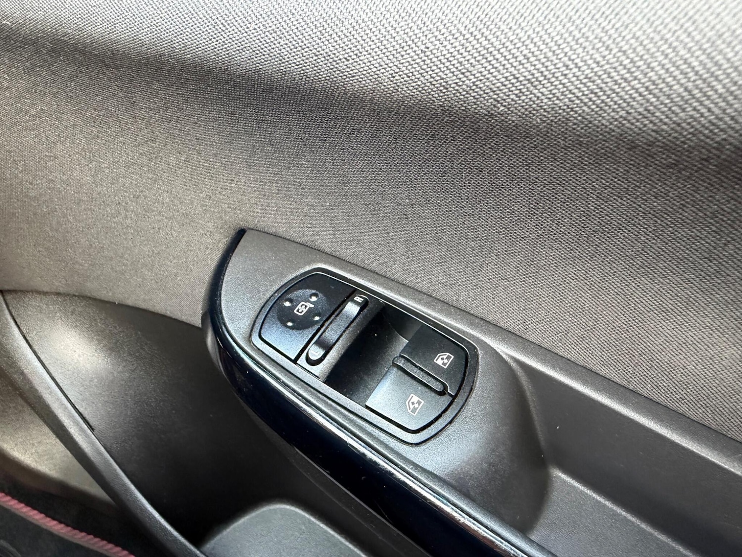 Used Vauxhall Corsa 2015 for sale - 78034170: Photo 44