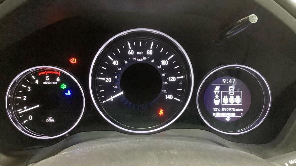 Used Honda HR-V for sale - 77898180: Photo 9