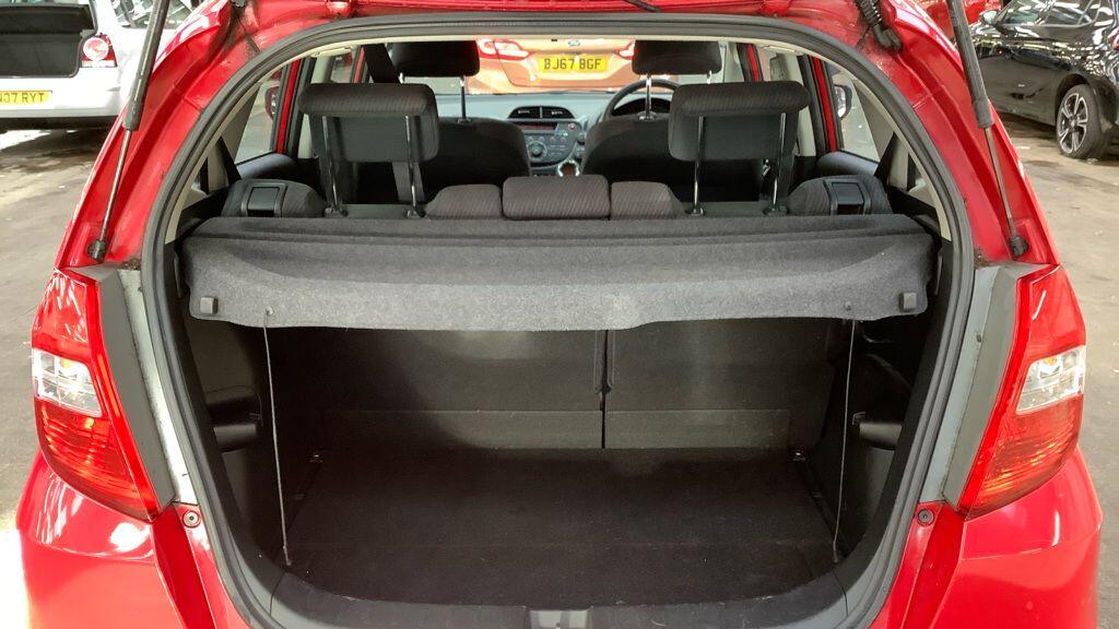 Used Honda Jazz 2011 for sale - 76823517: Photo 5