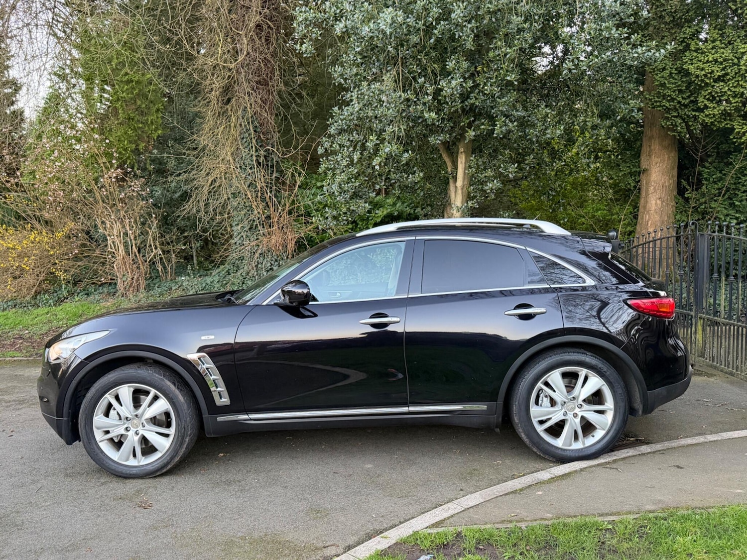 Used Infiniti FX 2013 for sale - 78058950: Photo 10