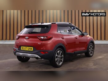 Used Kia Stonic 2018 for sale - 78835677: Photo