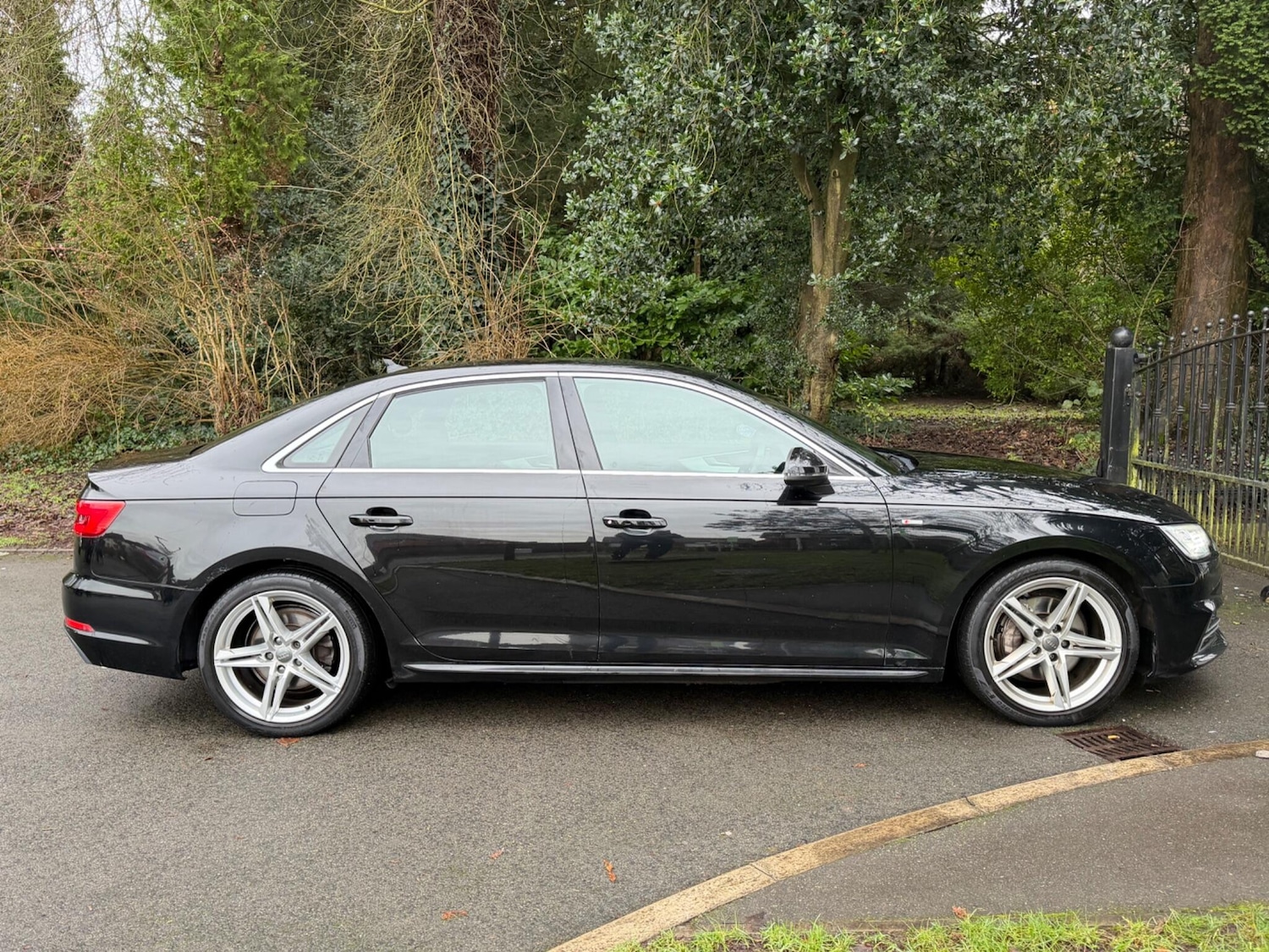 Used Audi A4 2016 for sale - 77163126: Photo 14