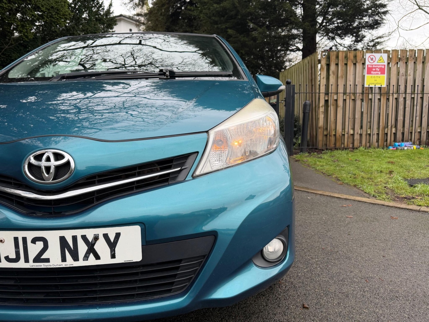 Used Toyota Yaris 2012 for sale - 77215689: Photo 10